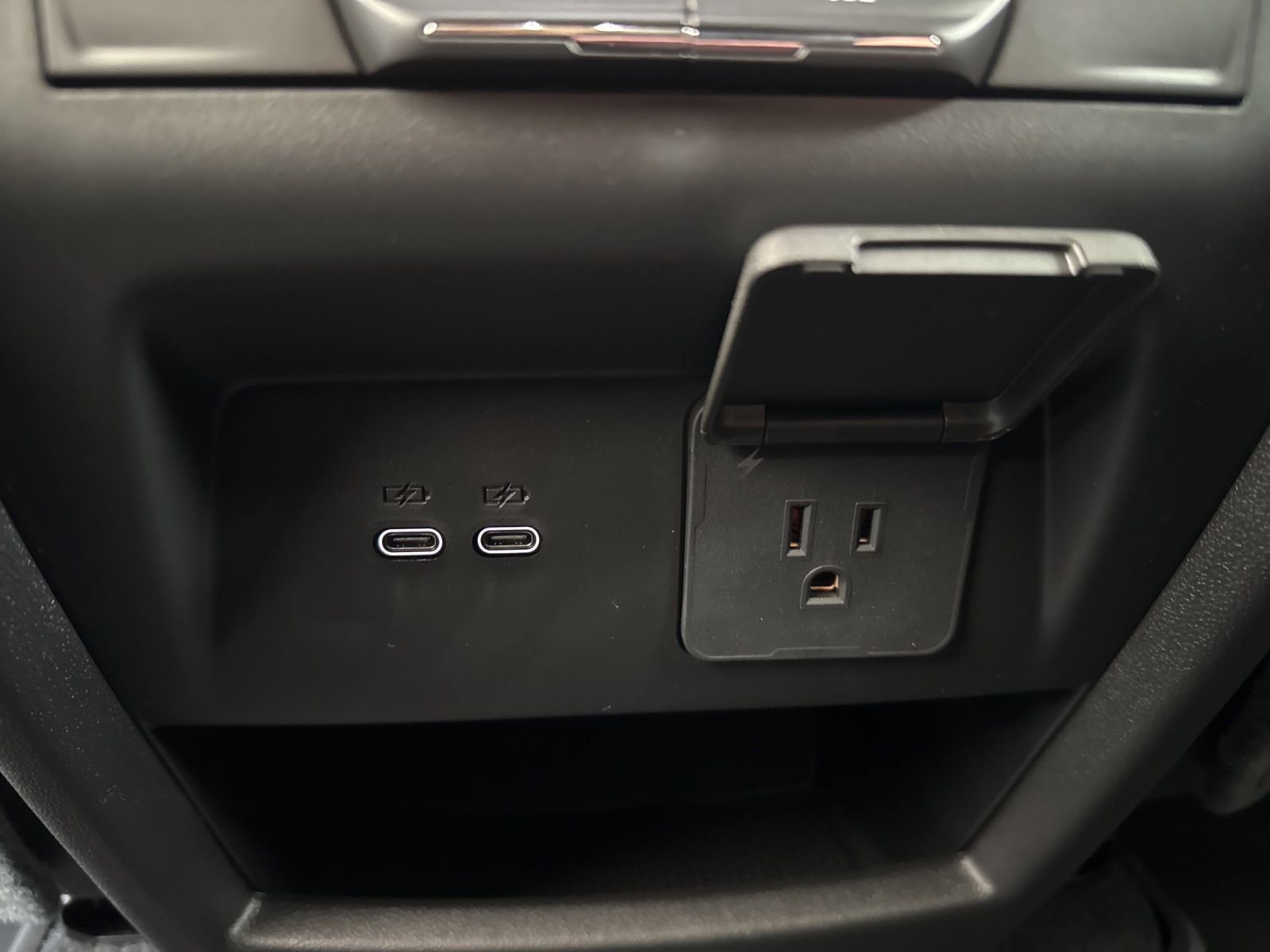 New 2026 Chevrolet Traverse LT w/ Driver Confidence Package image 18