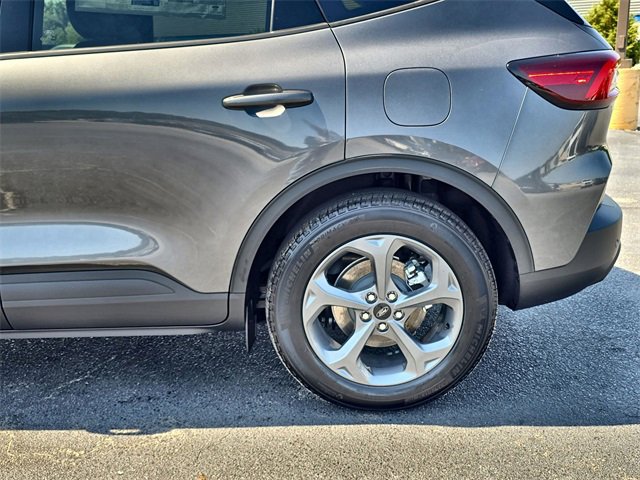 New 2025 Ford Escape ST-Line w/ Equipment Group 301A image 12