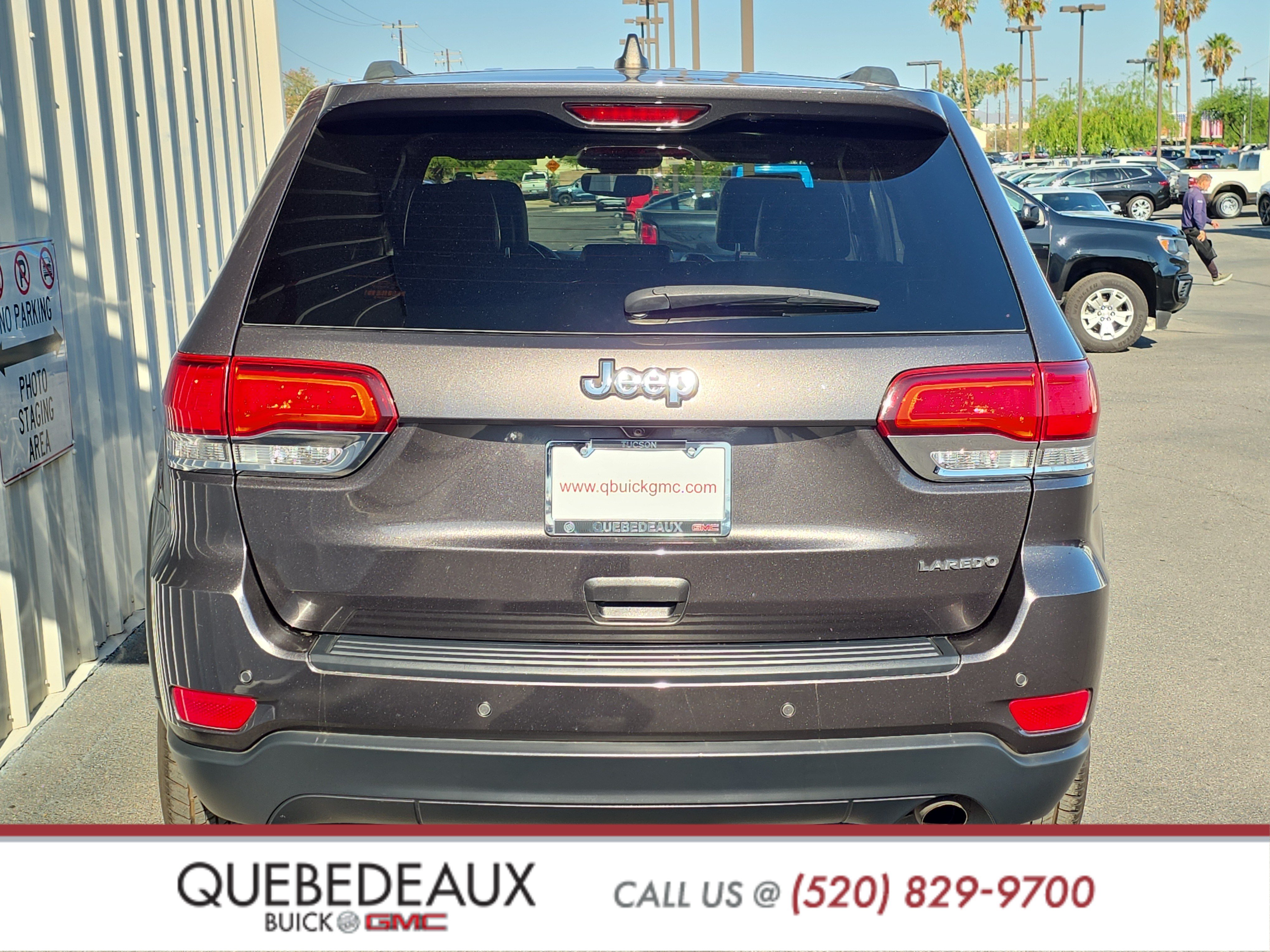 Used 2020 Jeep Grand Cherokee Laredo w/ Laredo X Package RWD image 6