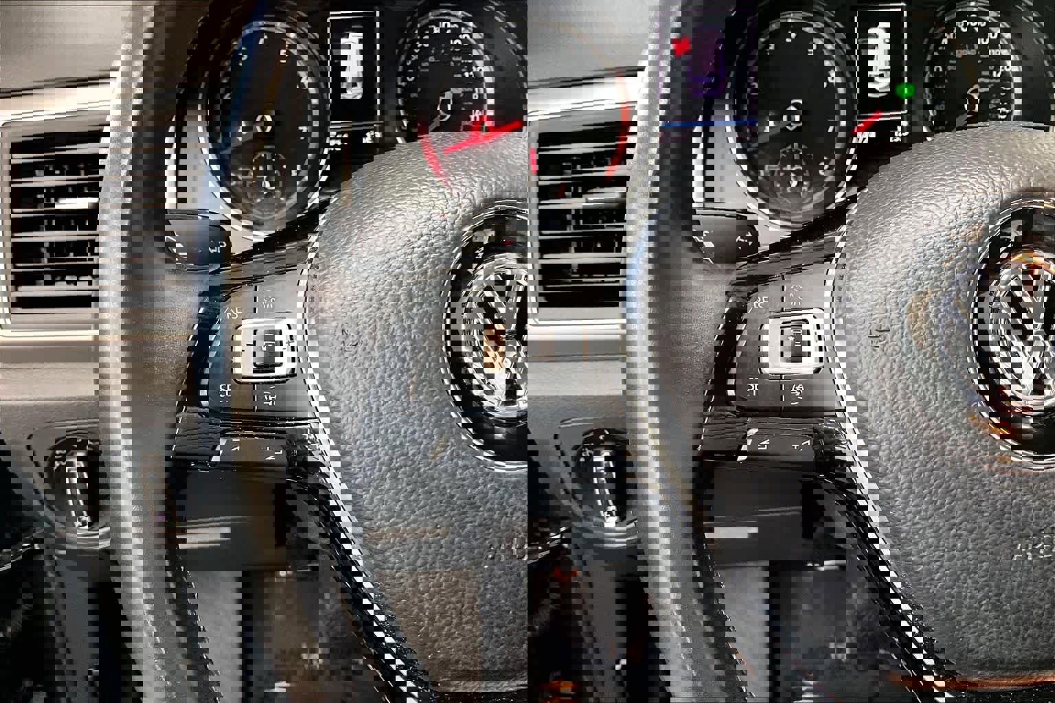 Used 2019 Volkswagen Atlas SE w/ Towing Package image 21