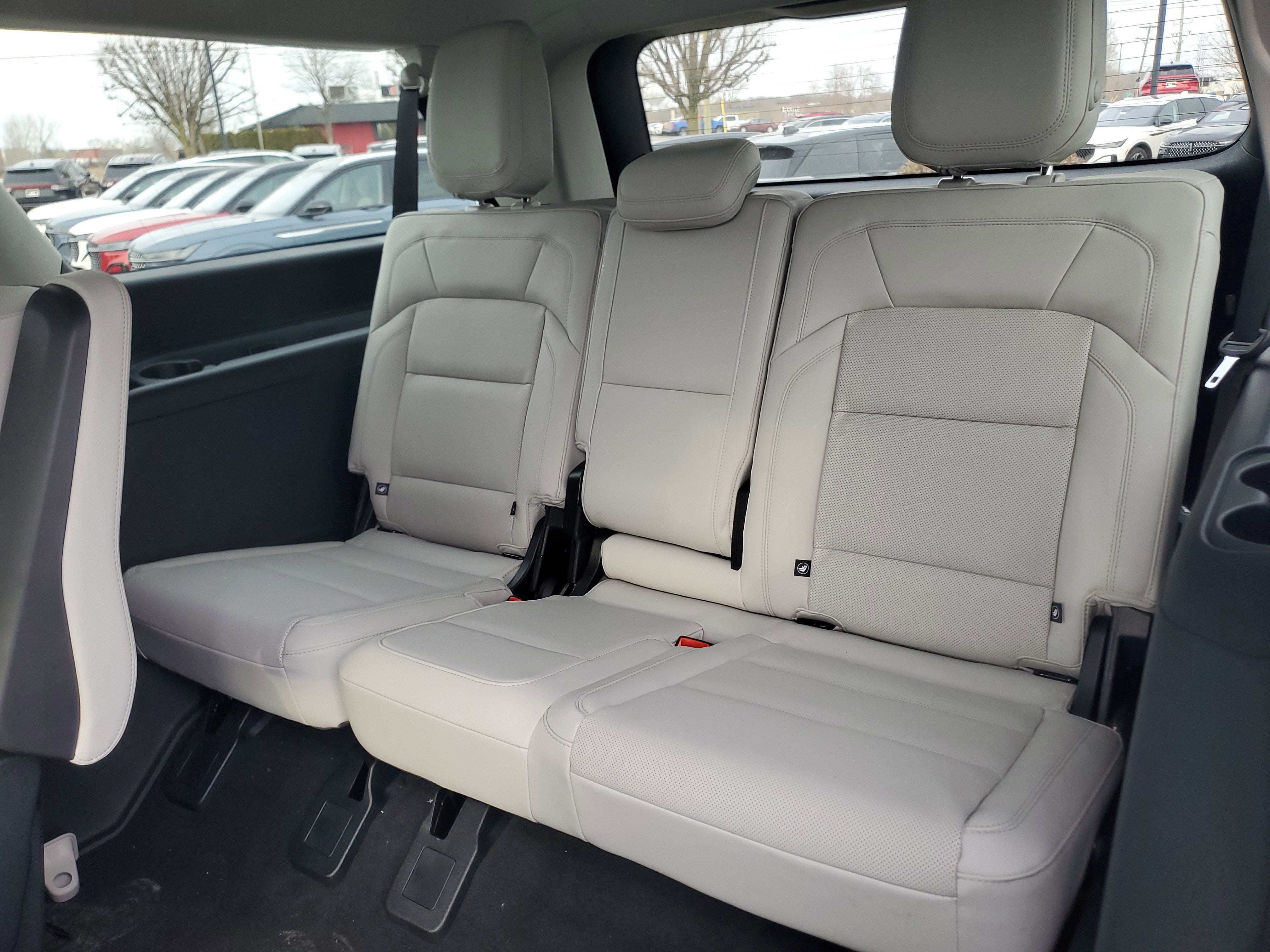 New 2026 Lincoln Navigator L Reserve w/ Jet Appearance Package image 31