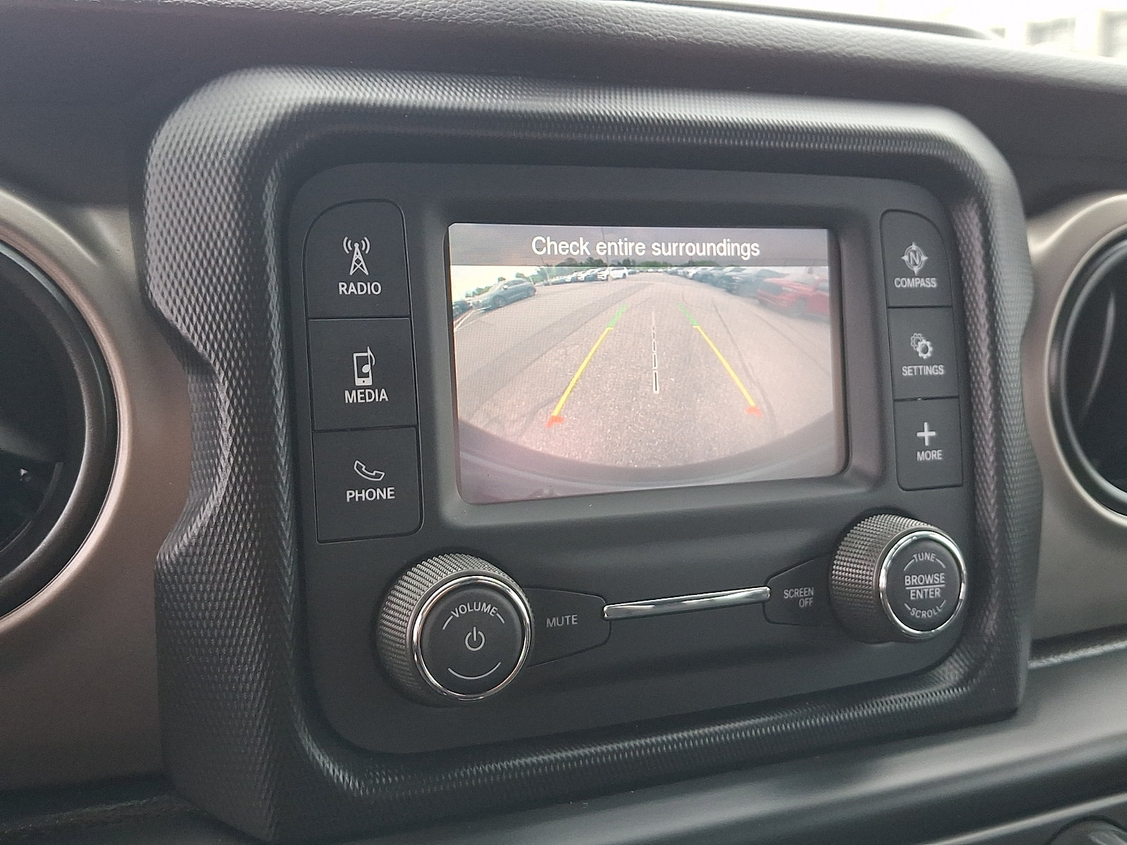 Used 2020 Jeep Wrangler Unlimited Sport AWD/4WD image 17