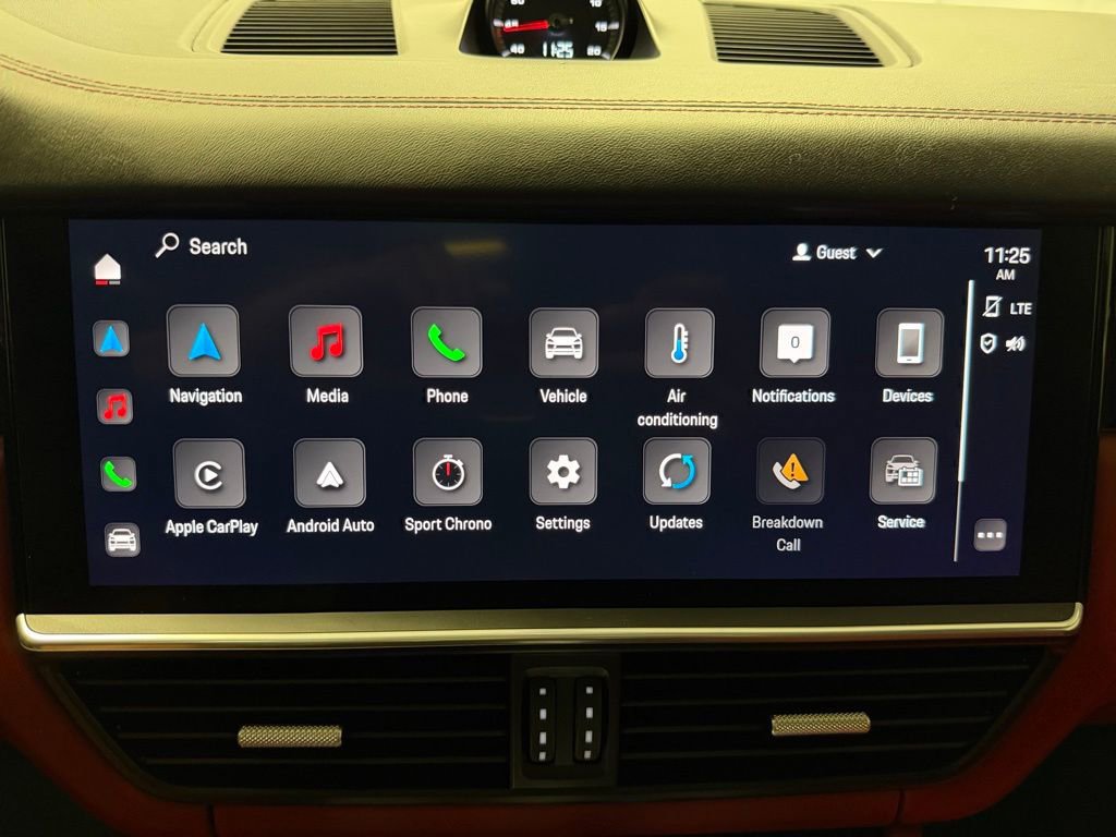 Certified 2023 Porsche Cayenne Turbo image 19