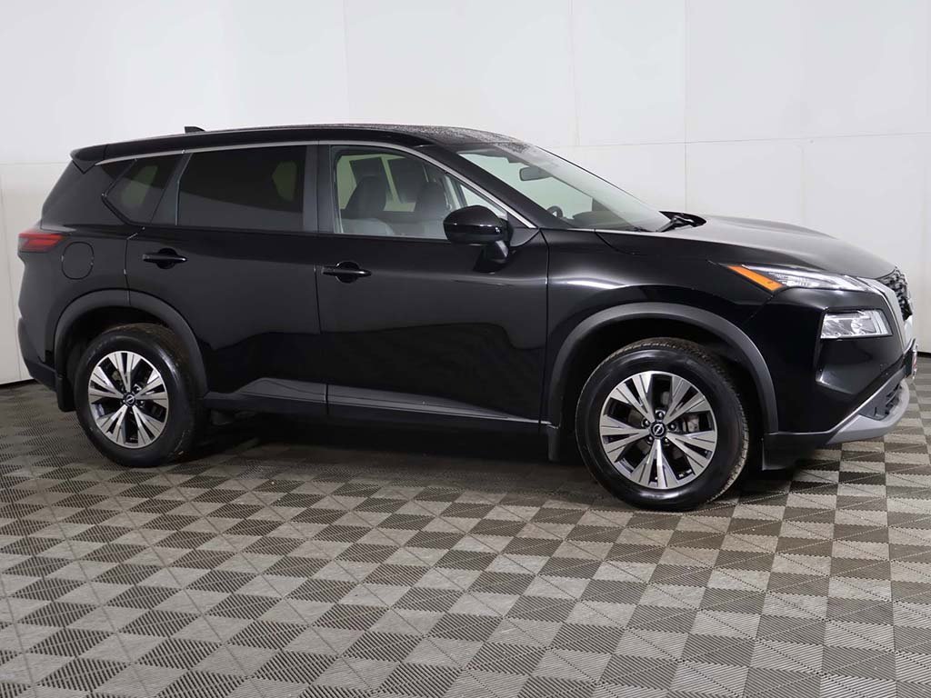 Used 2023 Nissan Rogue SV image 12