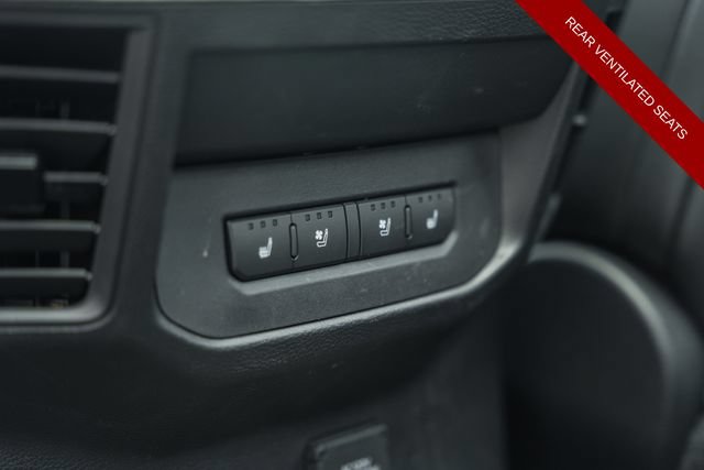 Used 2024 Toyota Tundra Capstone AWD/4WD image 18