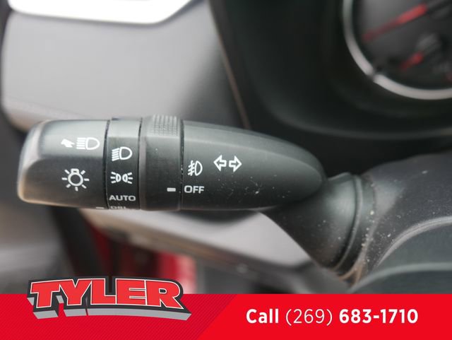 Used 2021 Toyota RAV4 XLE w/ Convenience Package AWD/4WD image 25