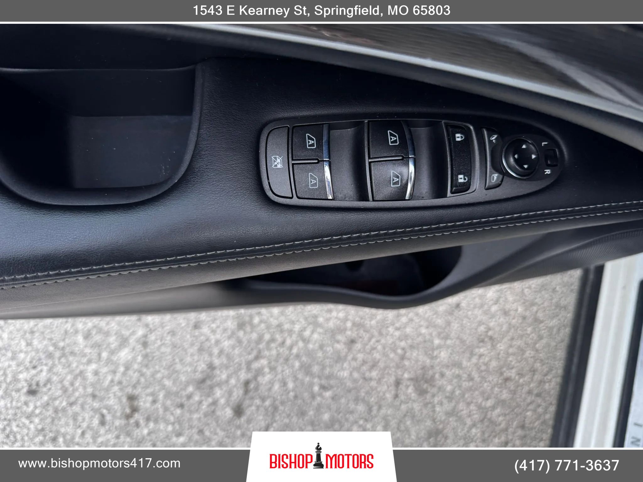 Used 2017 INFINITI QX60 Luxe image 29