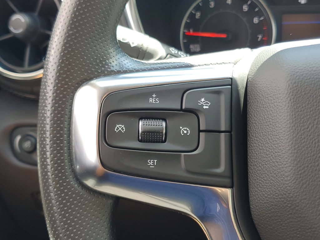 Used 2025 Chevrolet Blazer LT FWD image 19