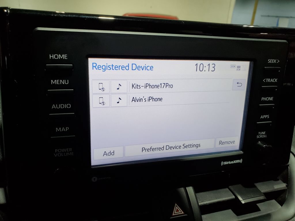 Used 2020 Toyota RAV4 XLE AWD/4WD image 29