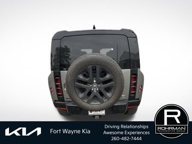 Used 2022 Land Rover Defender 110 XS Edition AWD/4WD image 5