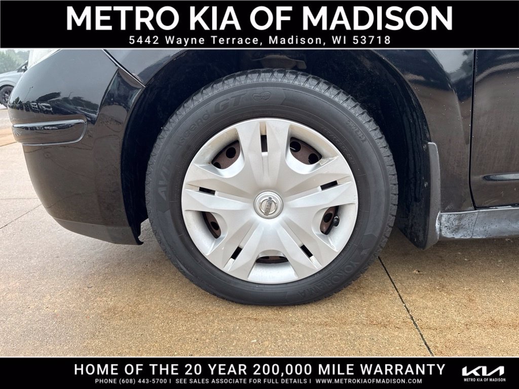 Used 2011 Nissan Versa 1.8 S w/ Plus Pkg FWD image 10