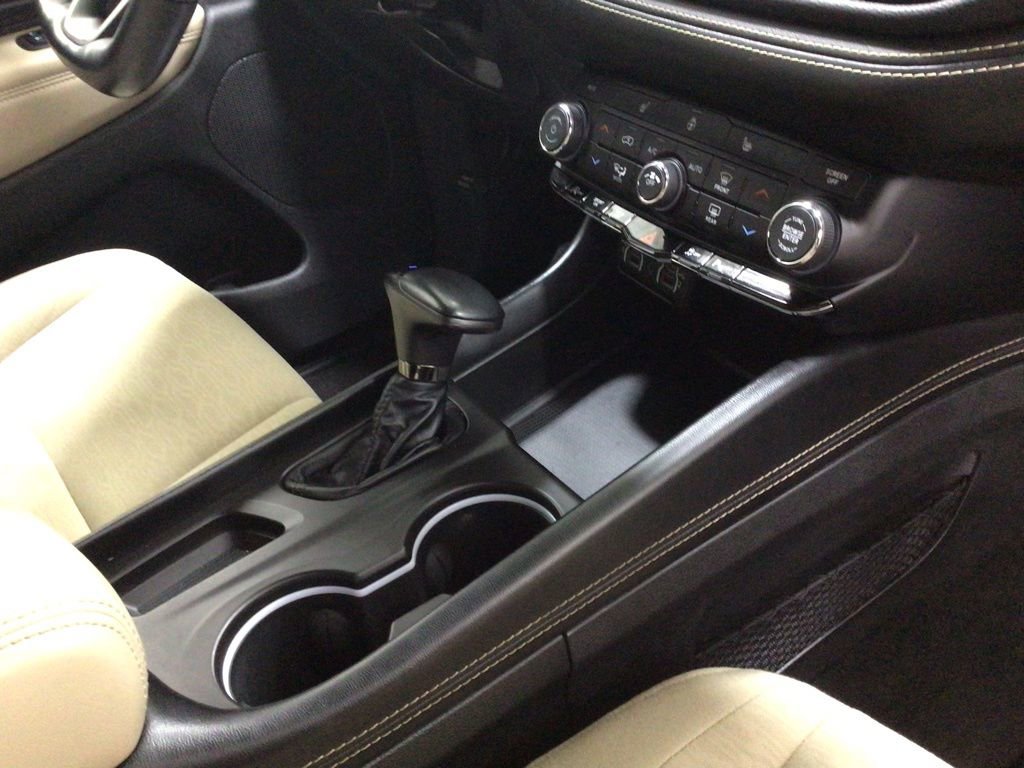 Used 2022 Dodge Durango GT image 32