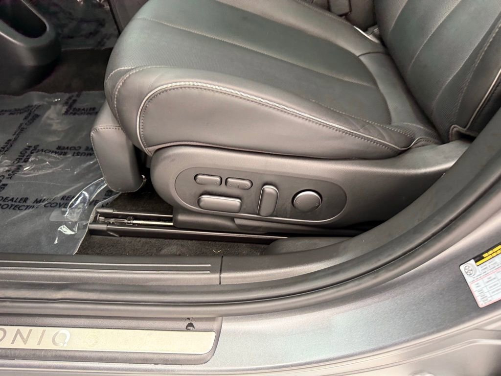 Used 2023 Hyundai Ioniq 5 Limited w/ Cargo Package RWD image 15