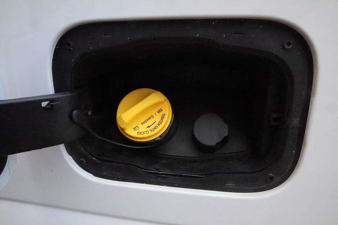 Used 2020 Ford F250 XL w/ Power Equipment Group image 18