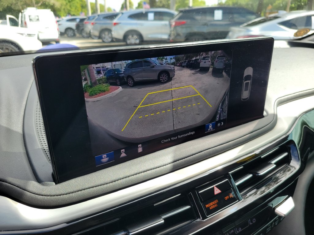 Used 2025 Acura MDX w/ Technology Package FWD image 29