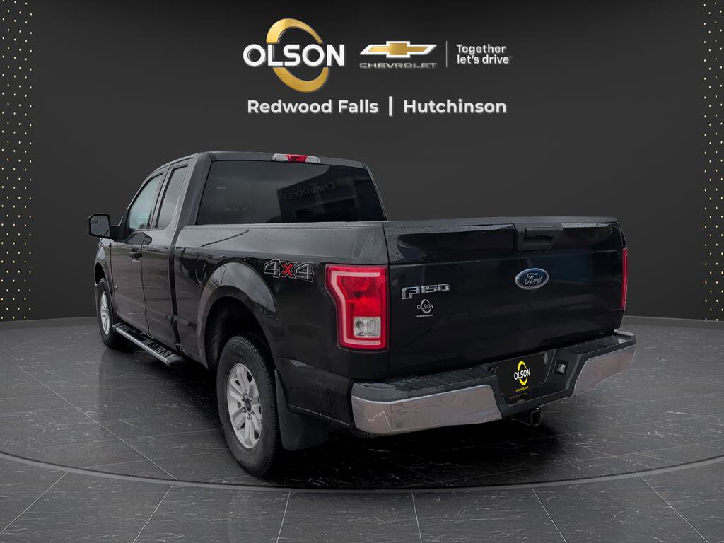Used 2015 Ford F150 XLT w/ Trailer Tow Package image 3