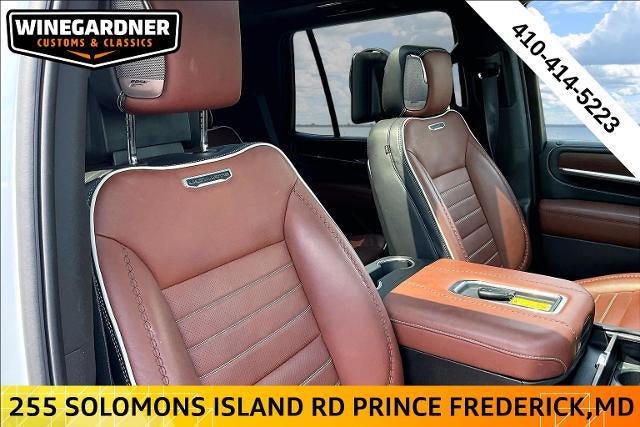 Used 2023 GMC Yukon Denali Ultimate w/ LPO, Floor Liner Package AWD/4WD image 30
