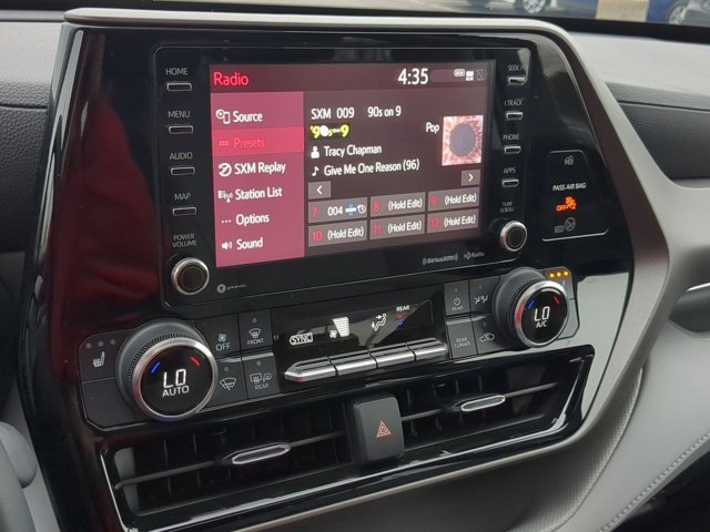 Certified 2022 Toyota Highlander XLE image 12