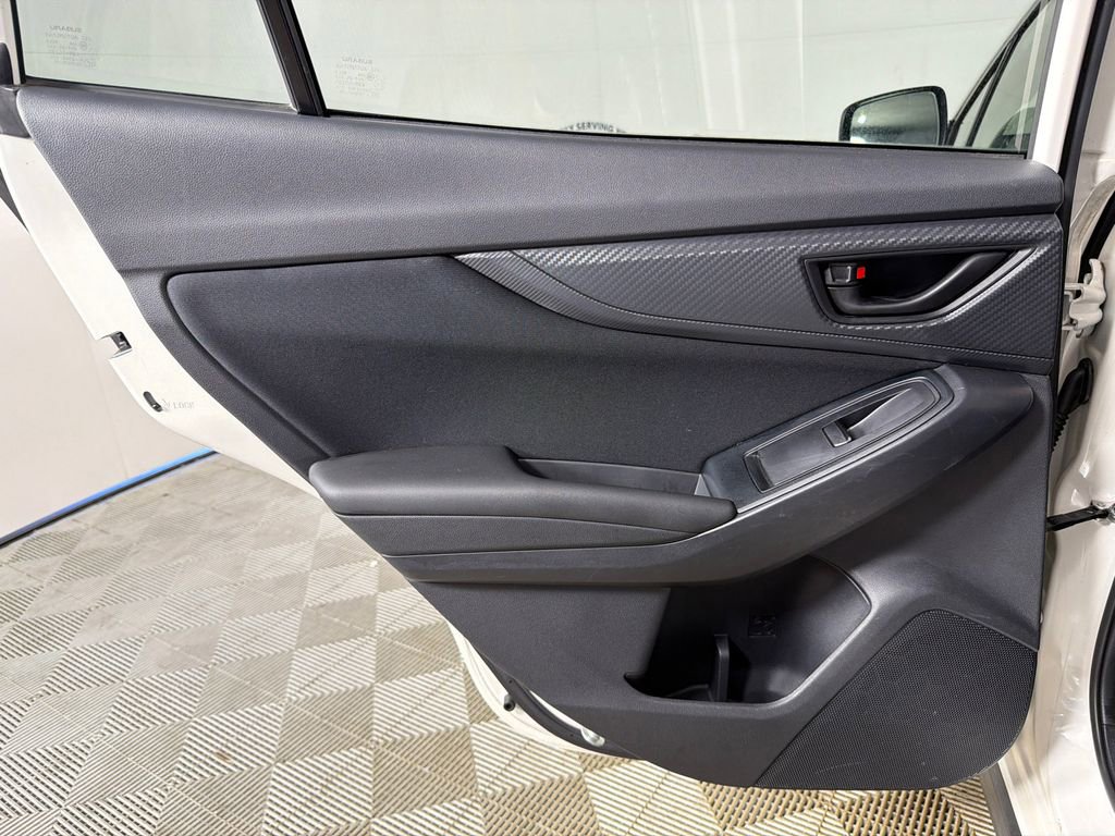 Used 2019 Subaru Crosstrek 2.0i w/ Eyesight System image 21