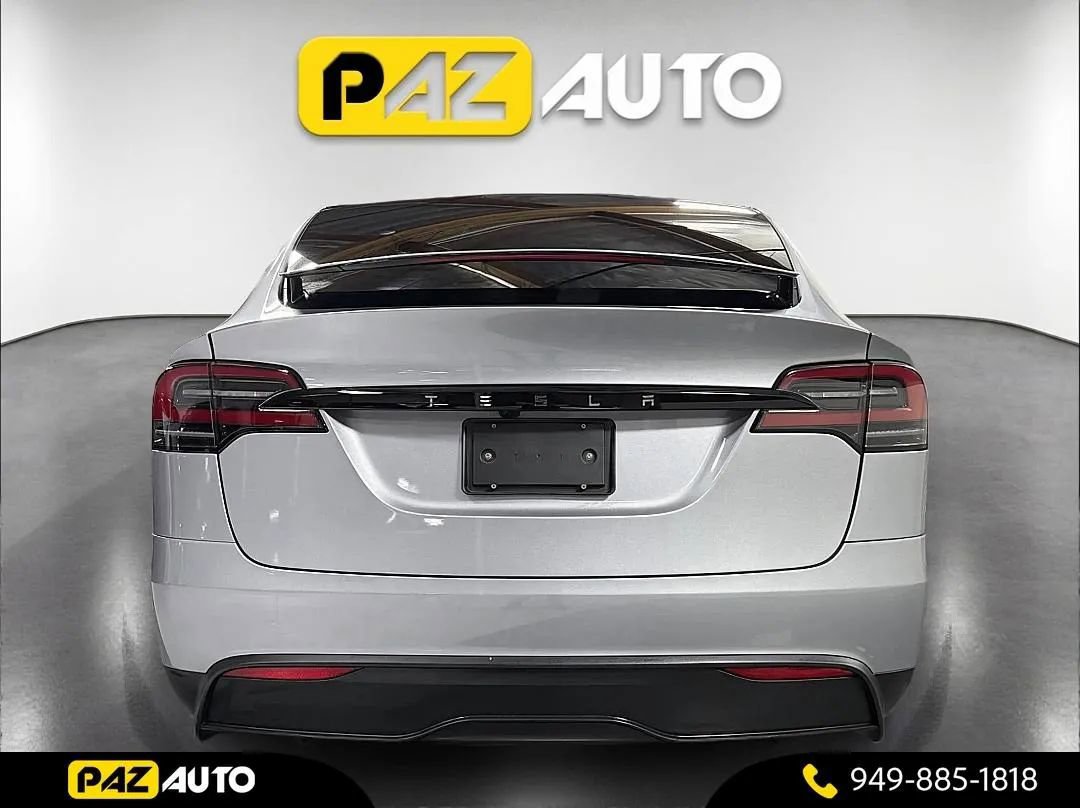 Used 2025 Tesla Model X image 4