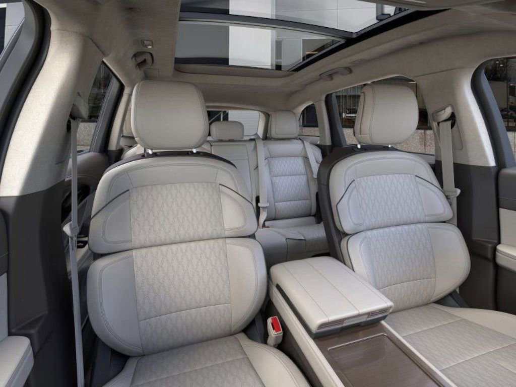 New 2026 Lincoln Nautilus Black Label image 10