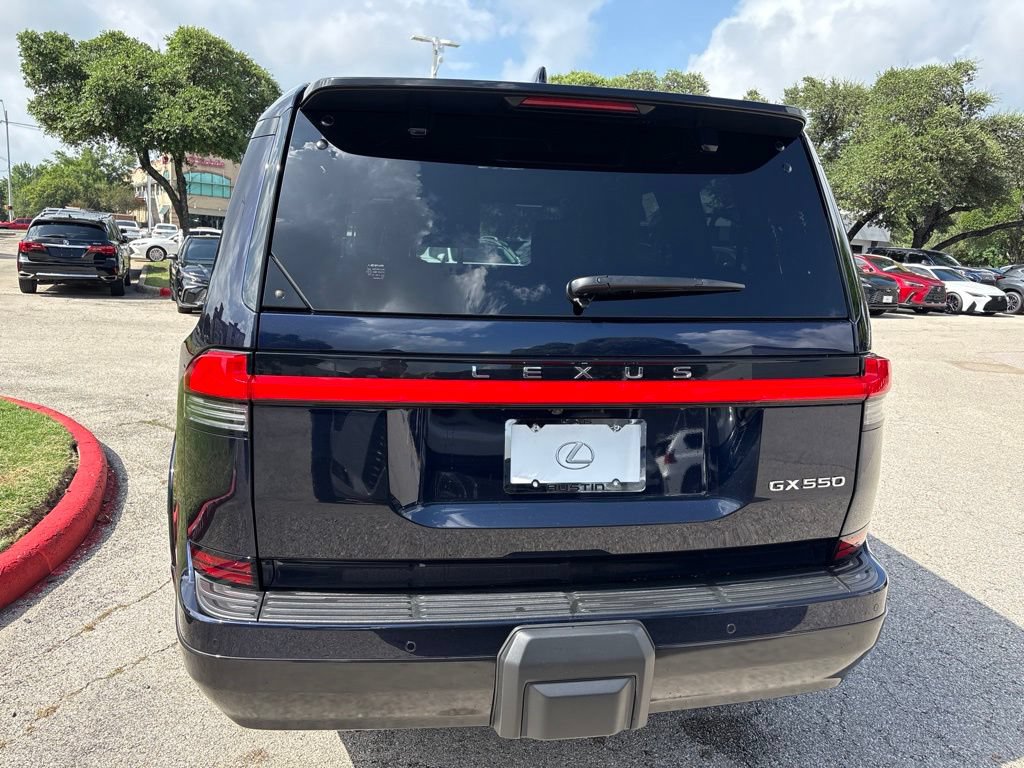 Certified 2025 Lexus GX 550 w/ Accessory Package (Z1) AWD/4WD image 4