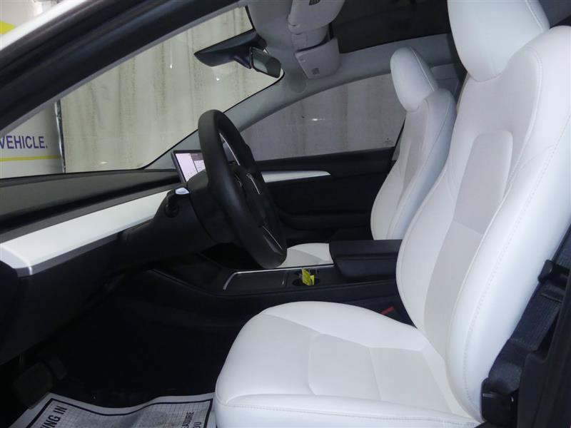 Used 2023 Tesla Model 3 Standard Range RWD image 18