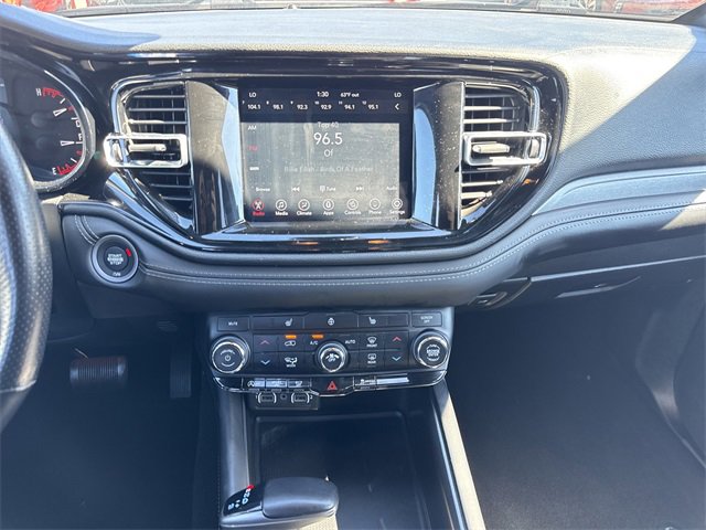 Used 2024 Dodge Durango SXT image 16