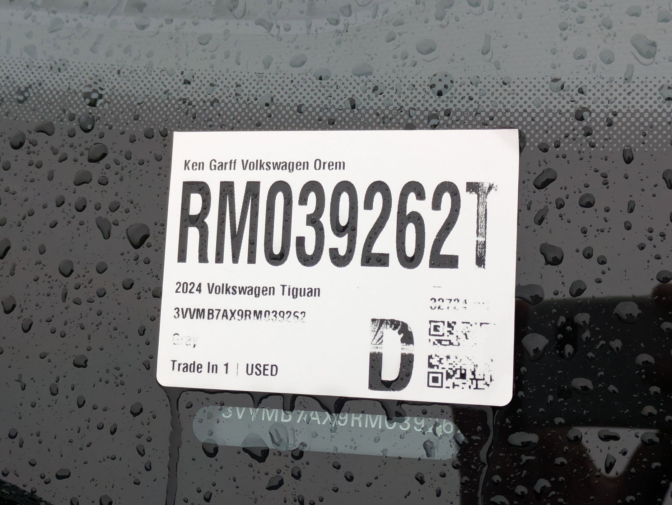 Certified 2024 Volkswagen Tiguan SE w/ Panoramic Sunroof Package image 37