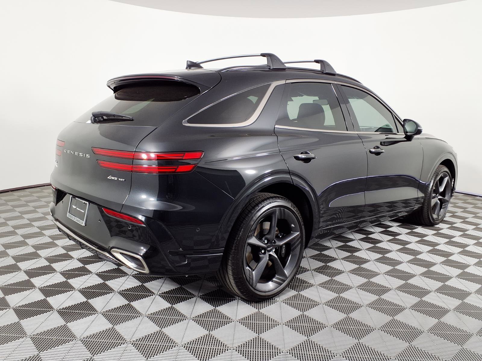 Certified 2026 Genesis GV70 3.5T Sport Prestige AWD/4WD image 4