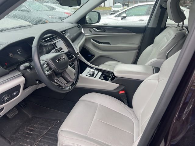 Used 2022 Jeep Grand Cherokee L Overland w/ Advanced Protech Group III image 8