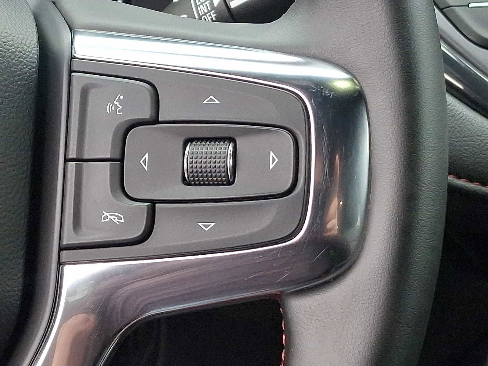 Used 2024 Chevrolet Blazer RS w/ Driver Confidence II Package image 23