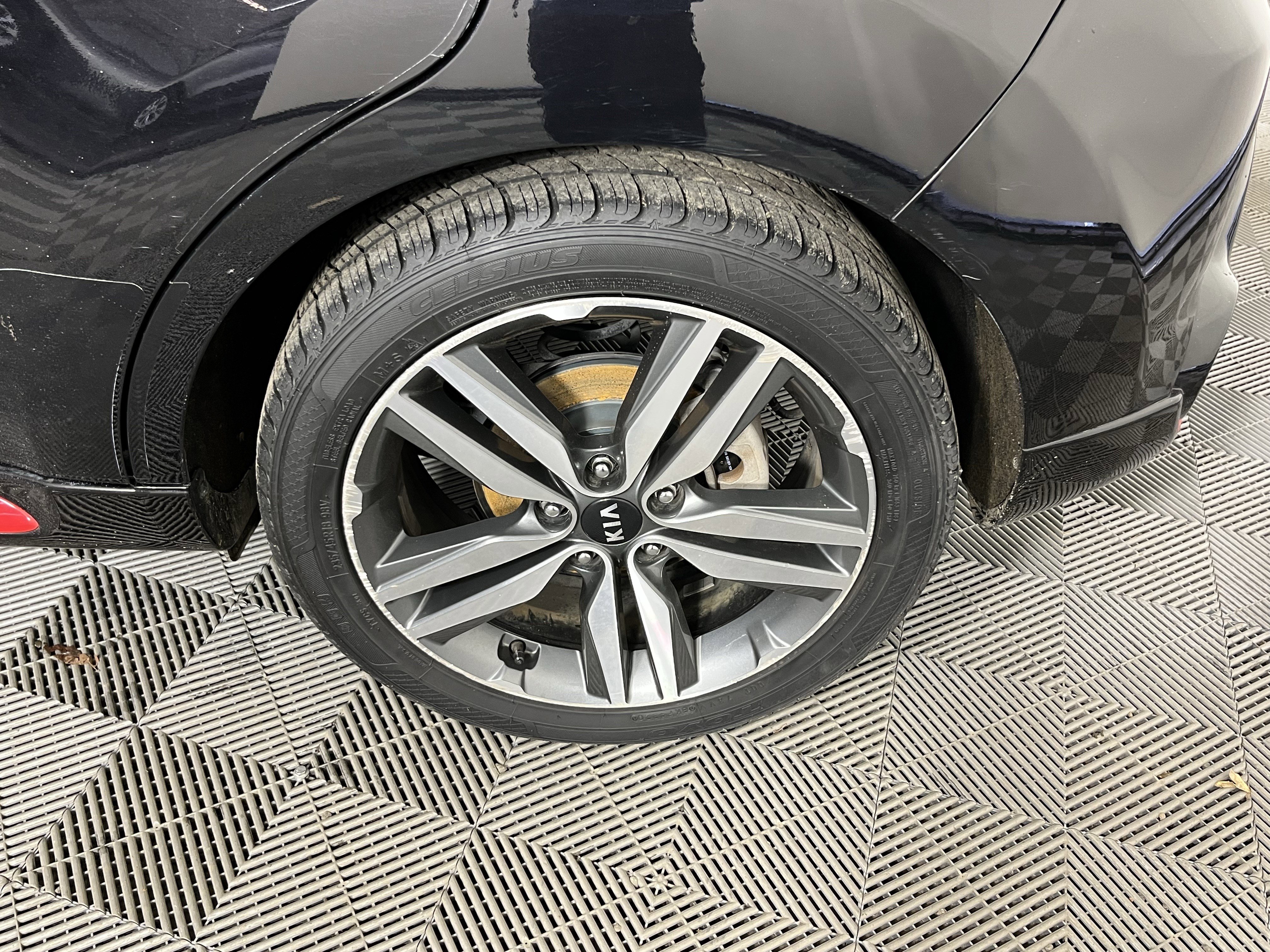 Used 2015 Kia Soul + image 20