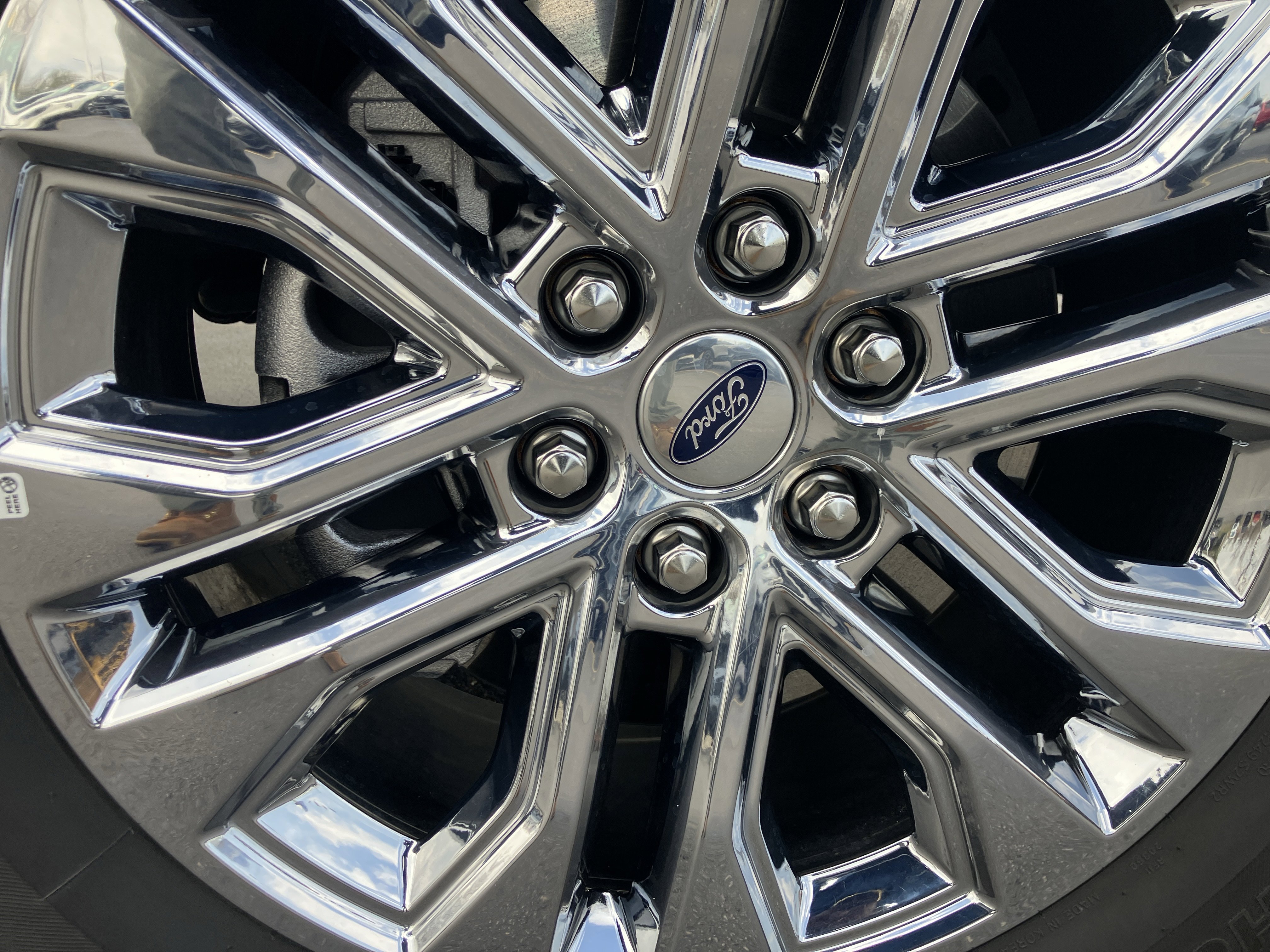 Used 2024 Ford F150 Lariat image 9