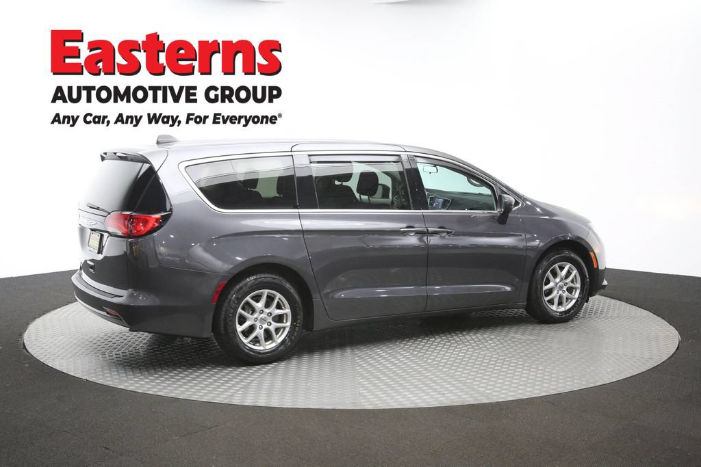 Used 2022 Chrysler Voyager LX FWD image 42