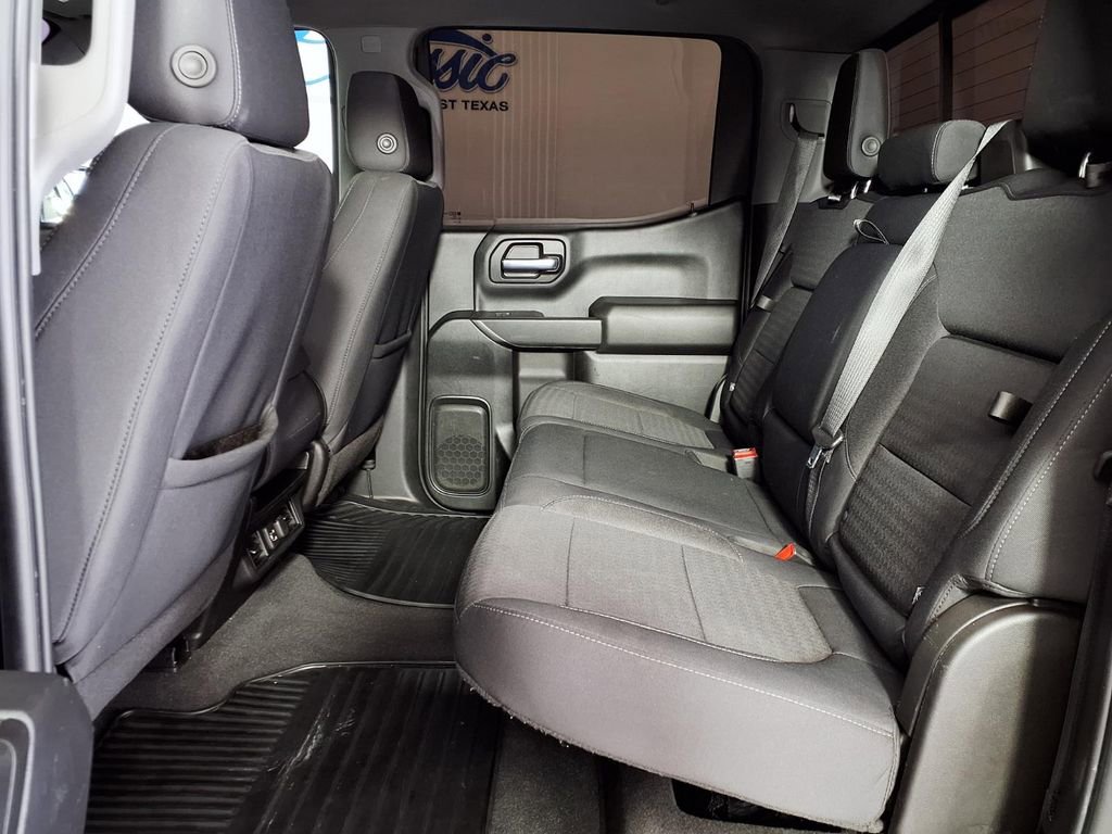 Used 2021 Chevrolet Silverado 1500 LT w/ Convenience Package II RWD image 10