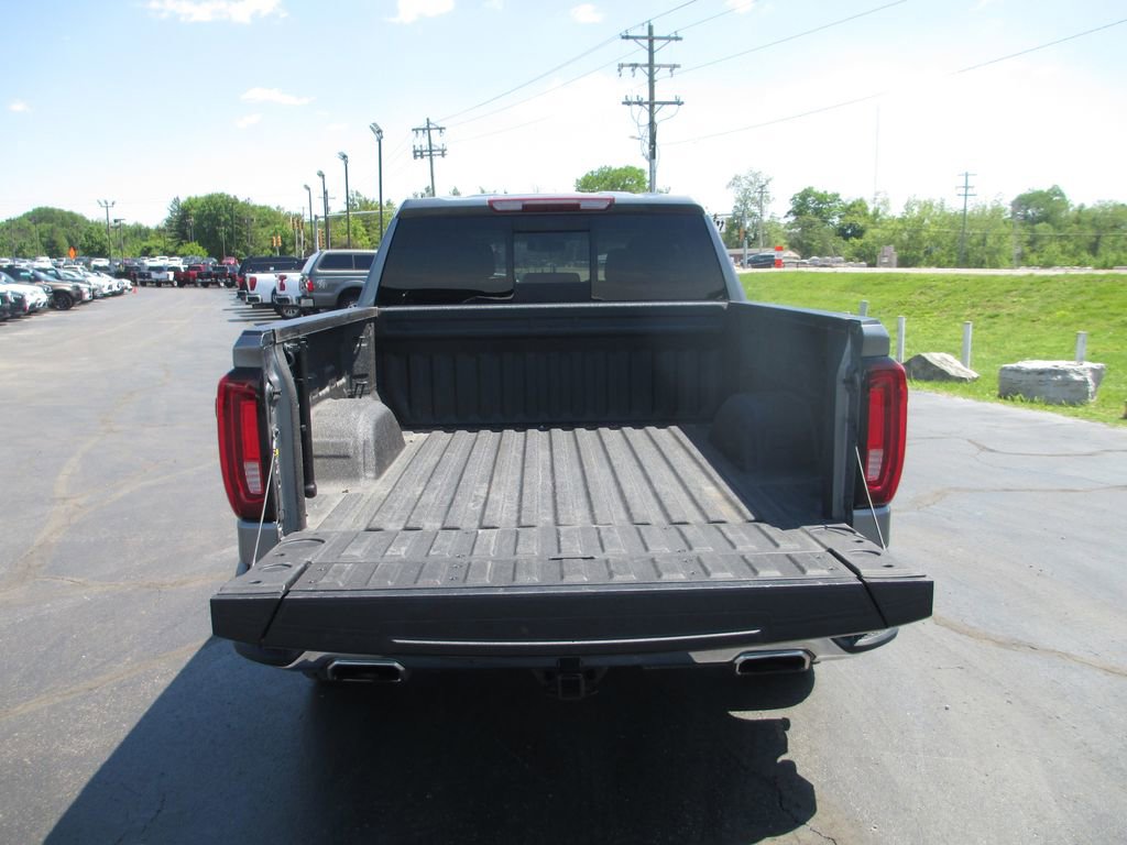Used 2021 GMC Sierra 1500 SLT w/ SLT Premium Package AWD/4WD image 8