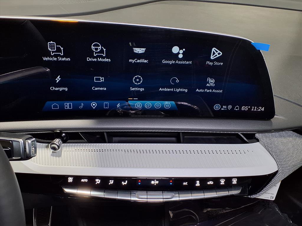 New 2026 Cadillac Optiq Sport 1 image 18