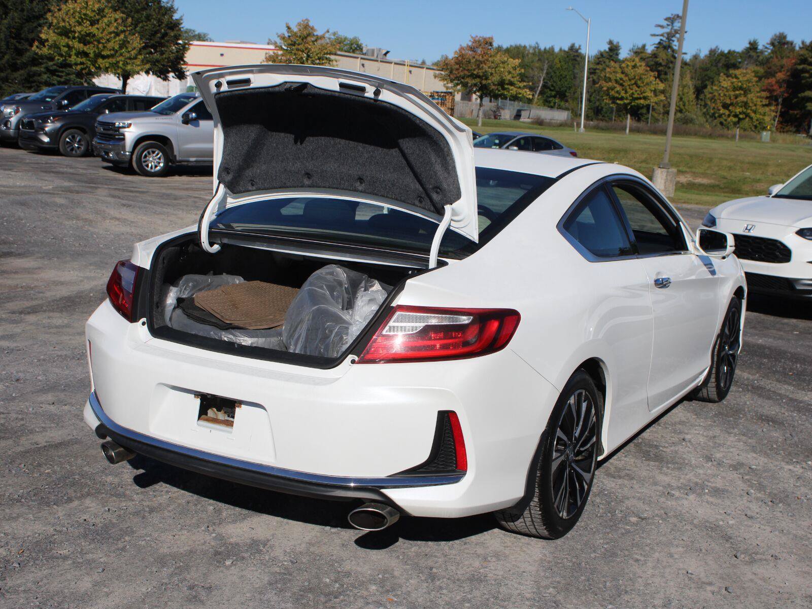 Used 2016 Honda Accord EX-L image 7
