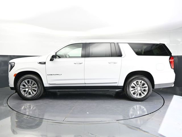 Used 2024 GMC Yukon XL Denali w/ Advanced Technology Package AWD/4WD image 8