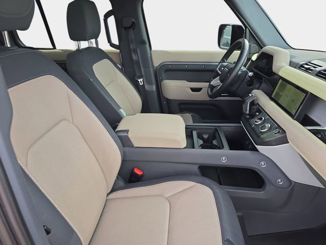 Certified 2023 Land Rover Defender 110 X-Dynamic SE image 10