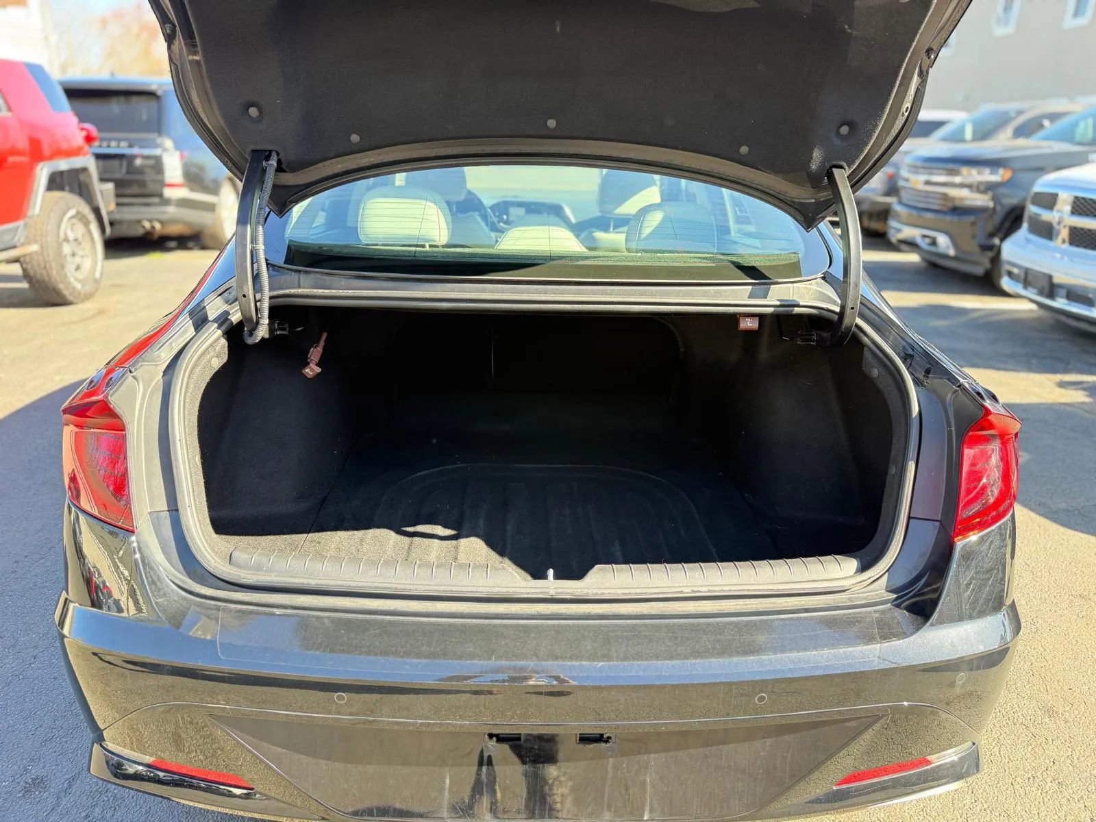 Used 2020 Hyundai Sonata Limited FWD image 30