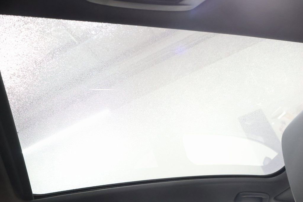 Used 2021 Volkswagen ID.4 Pro S w/ Gradient Package image 25