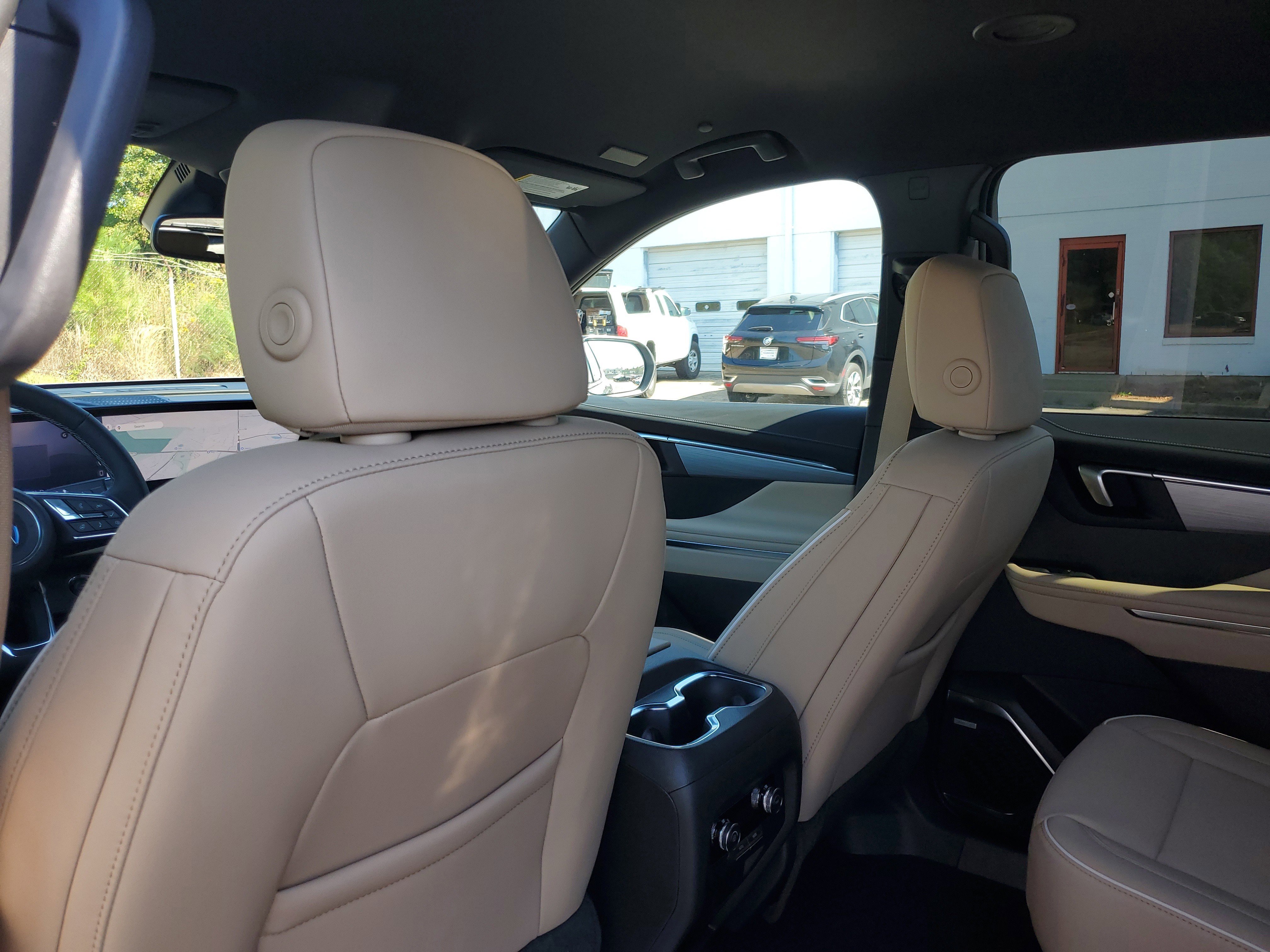 New 2026 Buick Enclave Preferred image 8