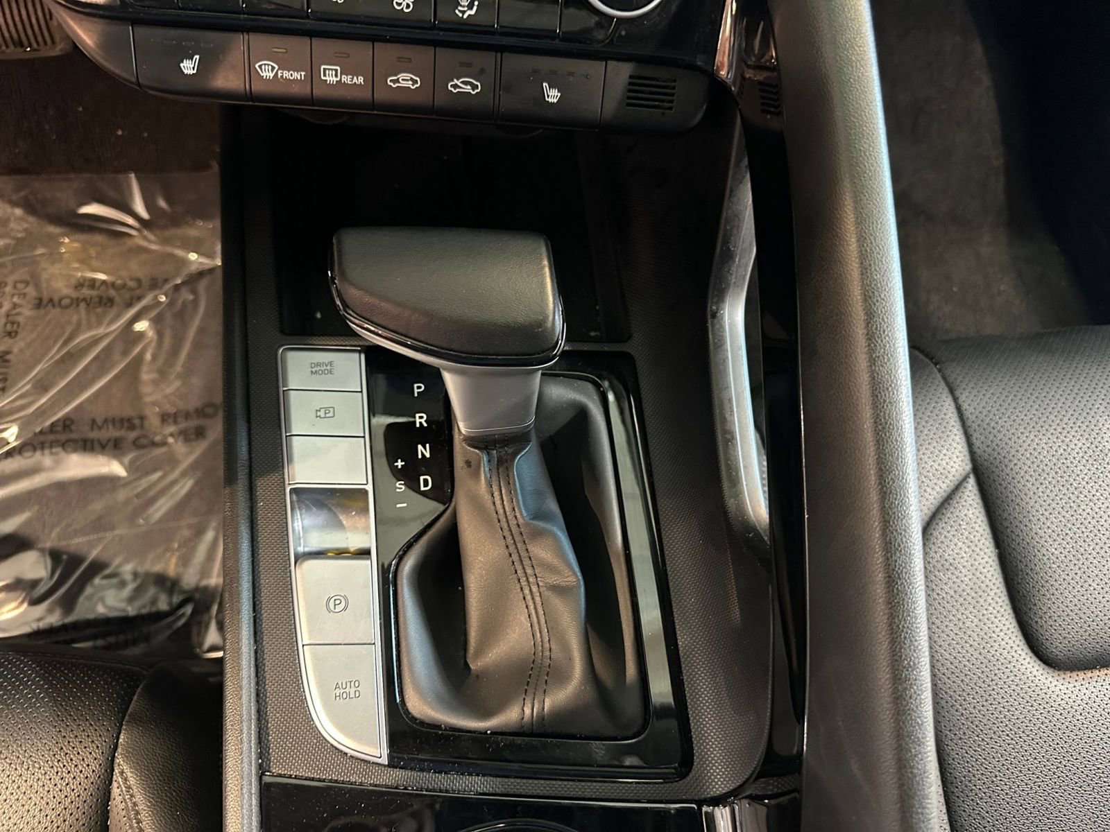 Used 2025 Hyundai Elantra Limited image 41