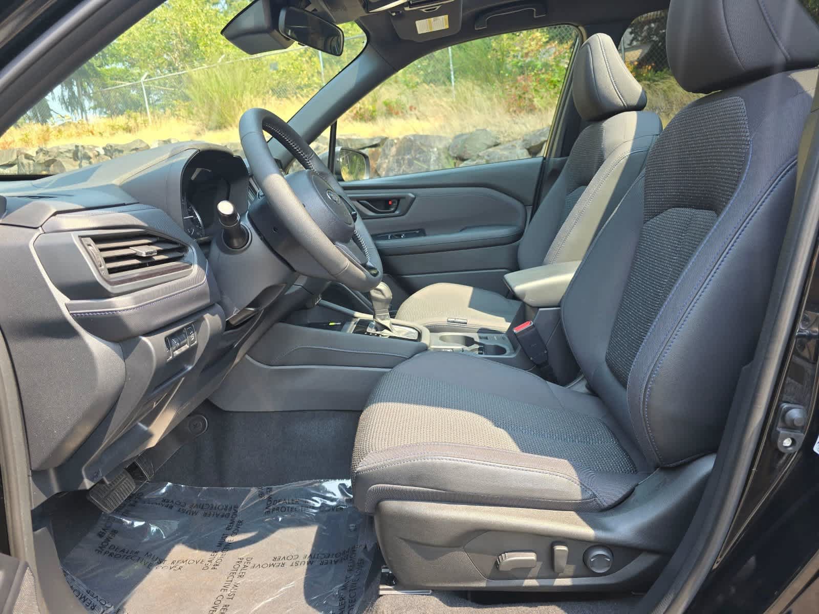 Certified 2025 Subaru Forester Premium AWD/4WD image 22
