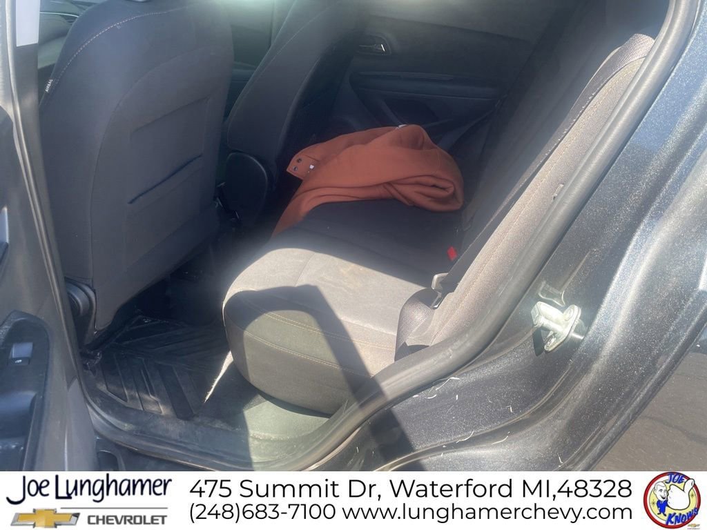 Used 2019 Chevrolet Trax LS w/ Tint and Cruise Package FWD image 14