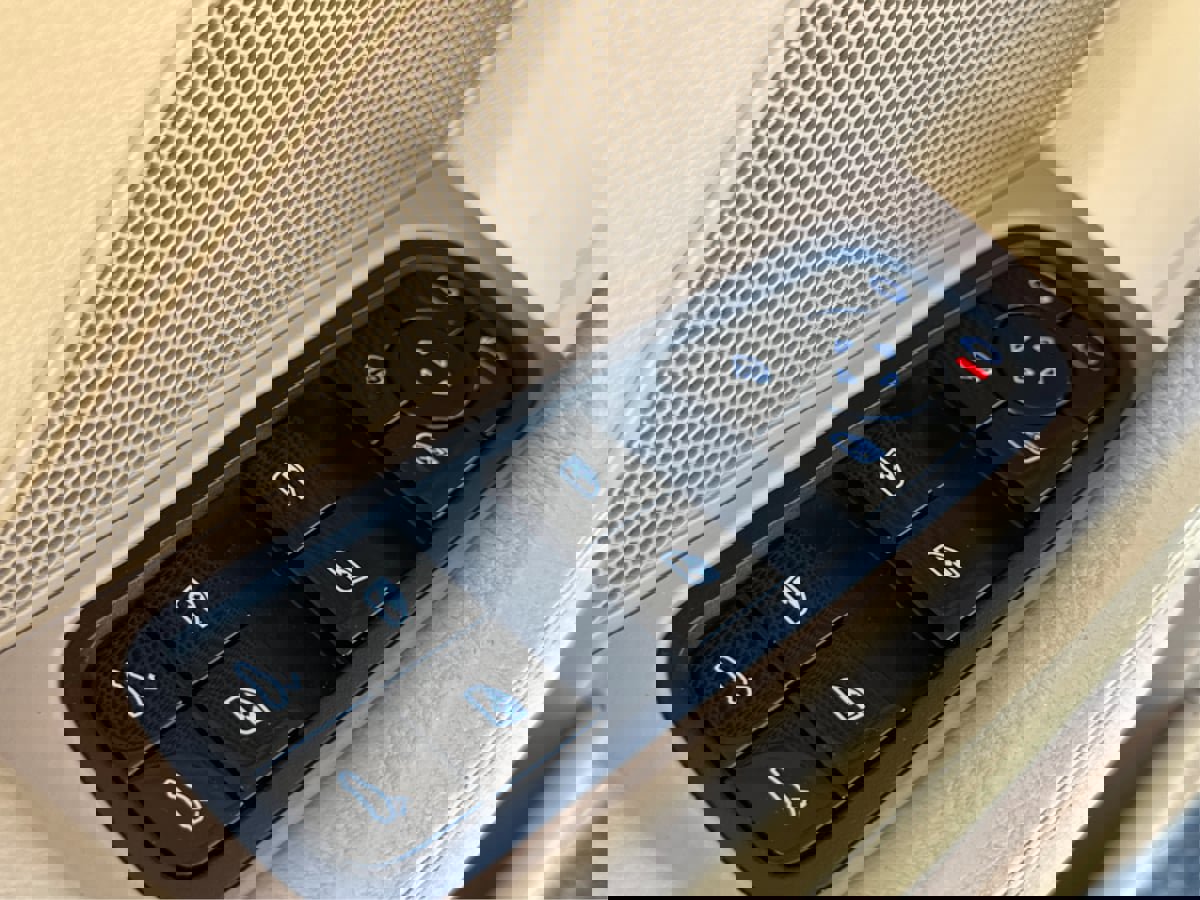 Used 2019 Porsche Panamera 4S image 33