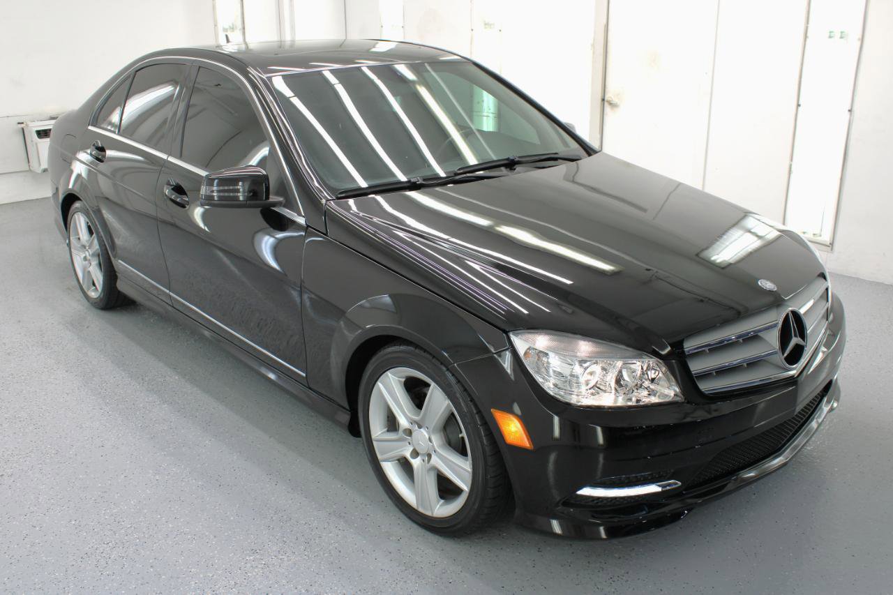 Used 2011 Mercedes-Benz C 300 Sedan image 11