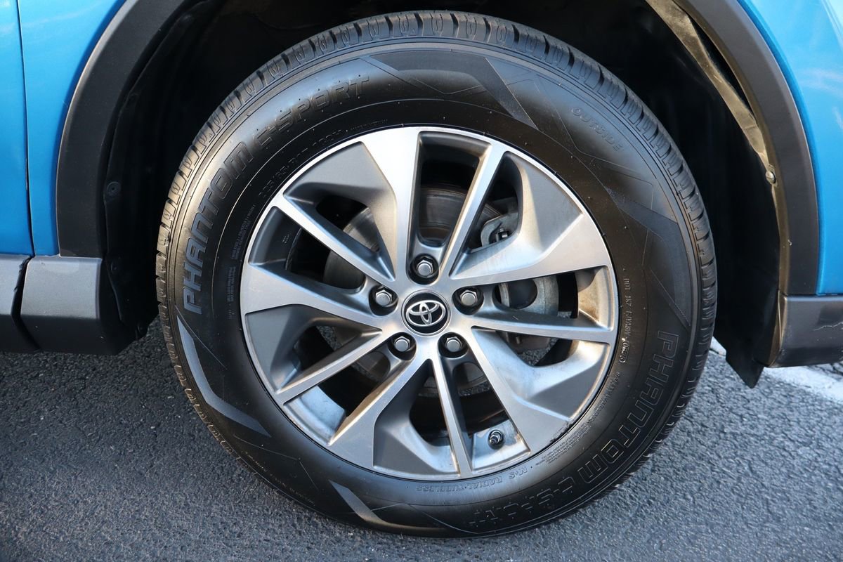 Used 2017 Toyota RAV4 XLE image 45